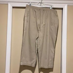Jenny Buchanan khaki elastic drawstring waist capri's XL